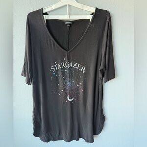Torrid black v-neck Stargazer short sleeve tee Women’s sz 2X